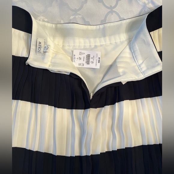 JCREW FULL pleaded skirt size 10, NWT - Picture 3 of 4